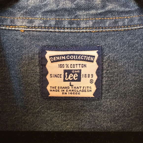 Lee Long Sleeve Button Down Denim Shirt Men's Size L /eaa523081 main image 1